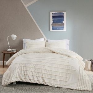 ⚡️SOLD ON MERCARI⚡️Urban Habitat | Duvet Cover Set